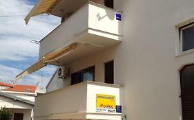 Apartments Zrilić